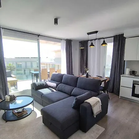 Serenity Views Apartment *